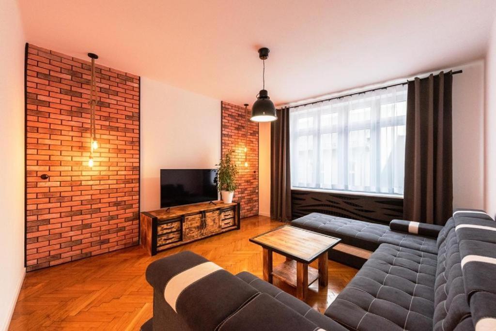 Apartament Loft Appartamento Bielsko-Biała Esterno foto